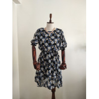 Mavi Desenli Kısa Kollu Elbise